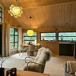 Renovated With Views Over Breimsvatnet Klakegg